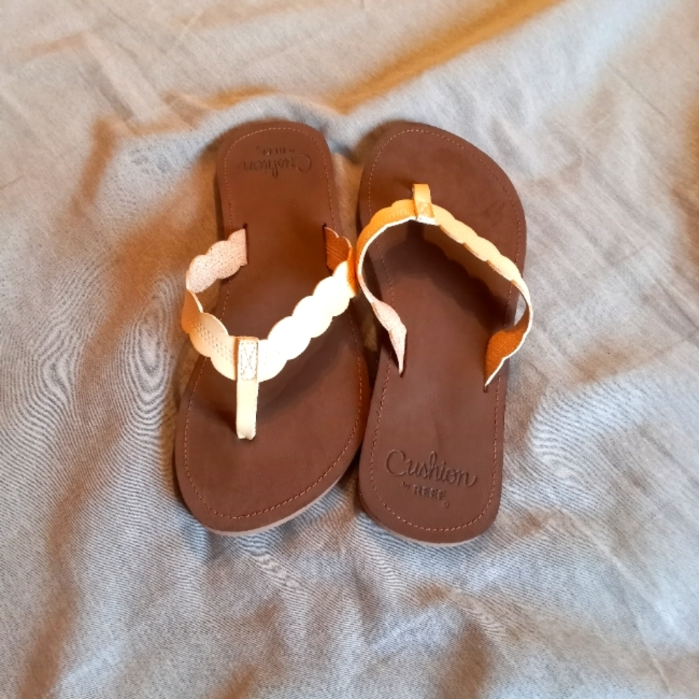 Reef Sands Size 9 Beige And Brown
